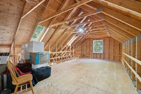 111 Daggett Drive Raymond ME 04071