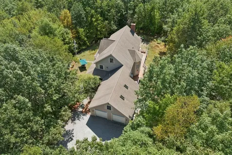 111 Daggett Drive Raymond ME 04071