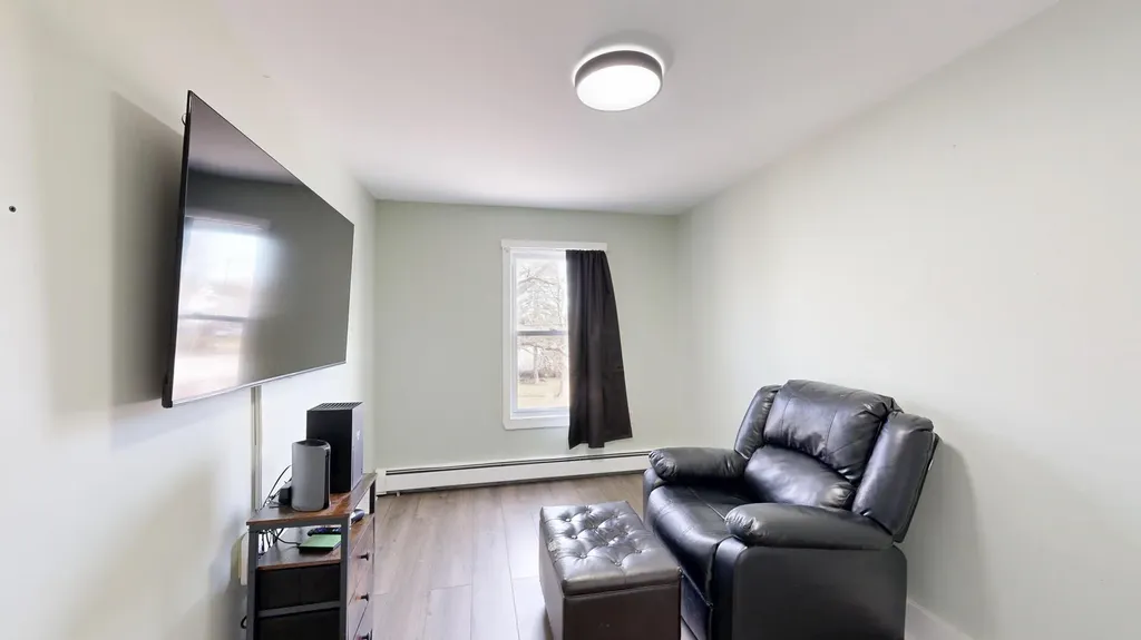 26 Holland Street Lewiston ME 04240
