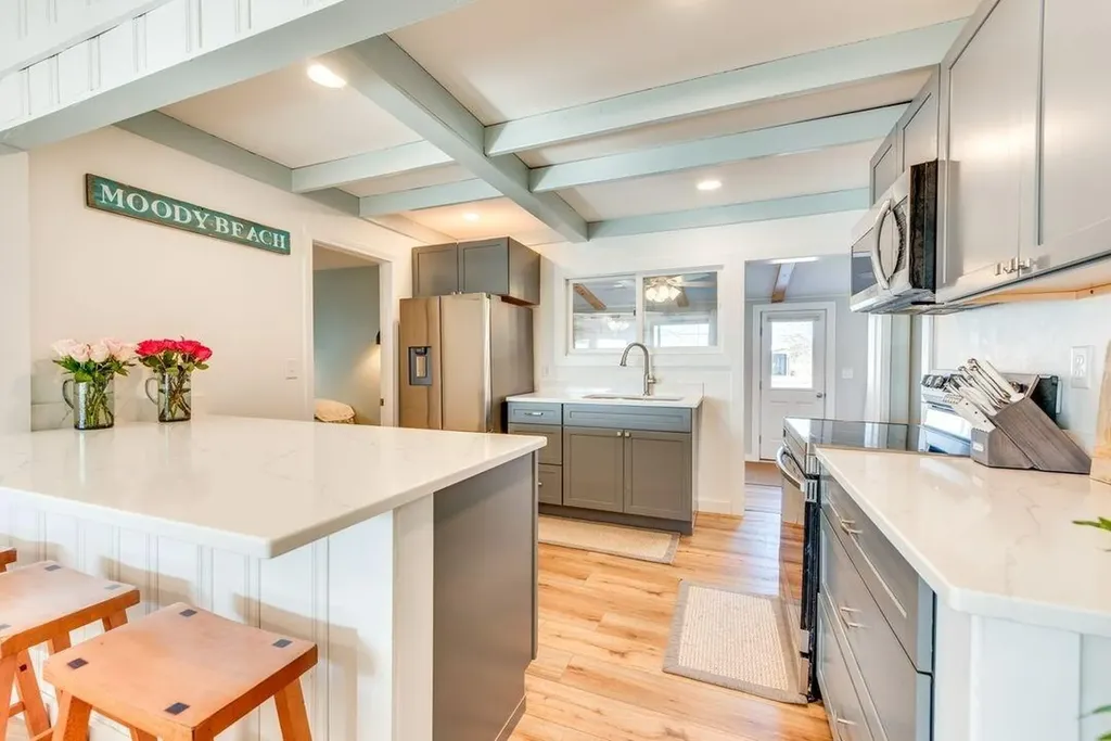 328 Ocean Avenue Wells ME 04090
