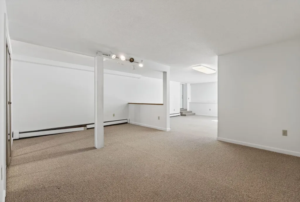 1 Wildwood Drive Cape Elizabeth ME 04107