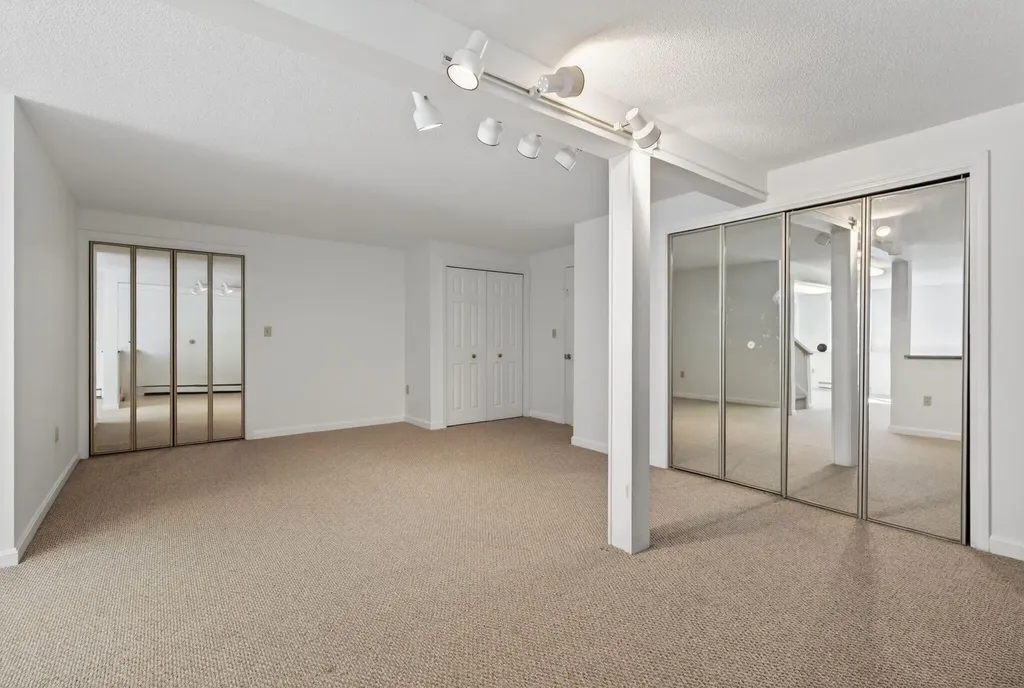 1 Wildwood Drive Cape Elizabeth ME 04107