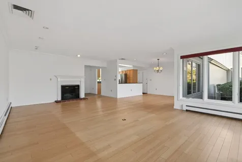 1 Wildwood Drive Cape Elizabeth ME 04107