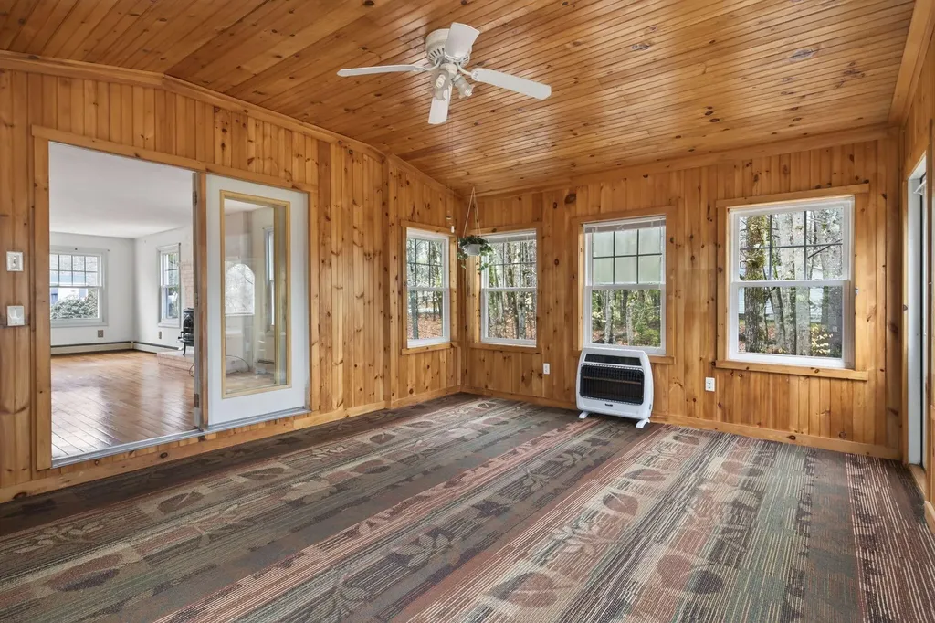 11 Gloria Street Gorham ME 04038