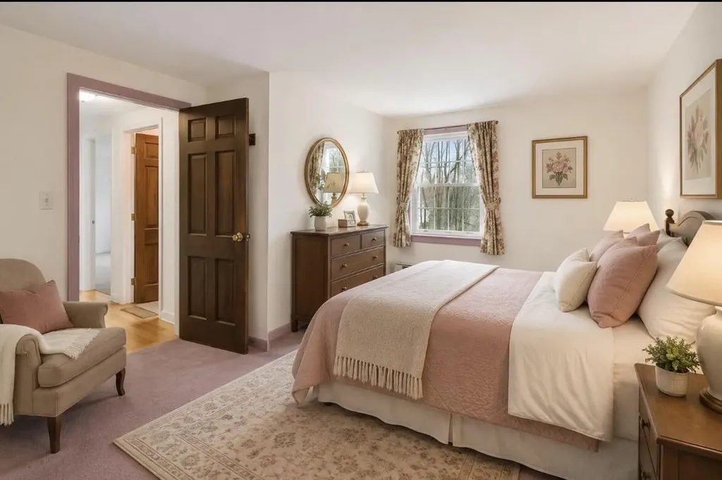 11 Gloria Street Gorham ME 04038