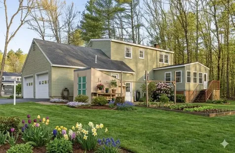 11 Gloria Street Gorham ME 04038