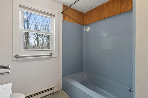 11 Gloria Street Gorham ME 04038