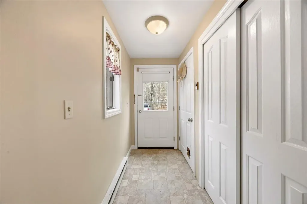 9 Settlers Court Windham ME 04062