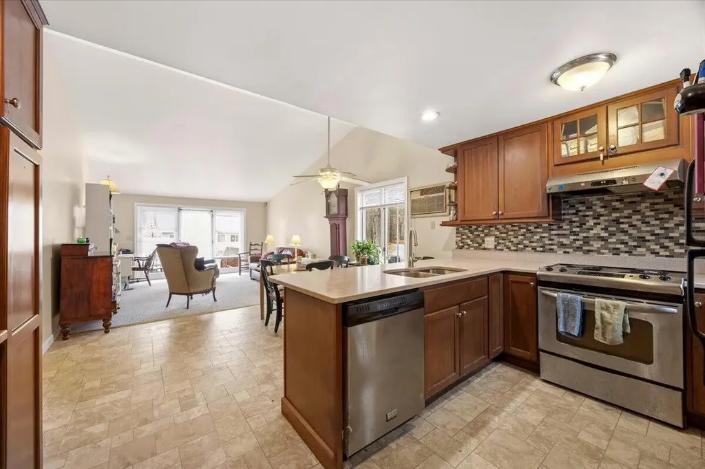 9 Settlers Court Windham ME 04062