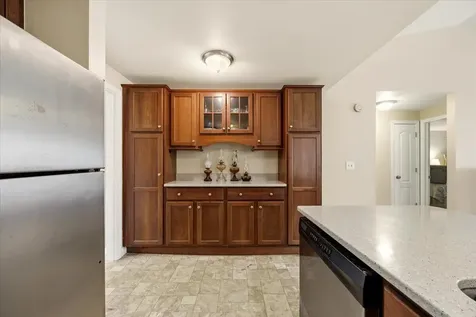 9 Settlers Court Windham ME 04062