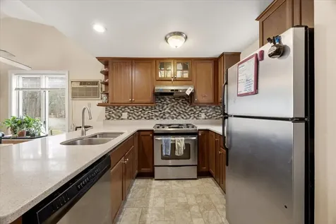 9 Settlers Court Windham ME 04062