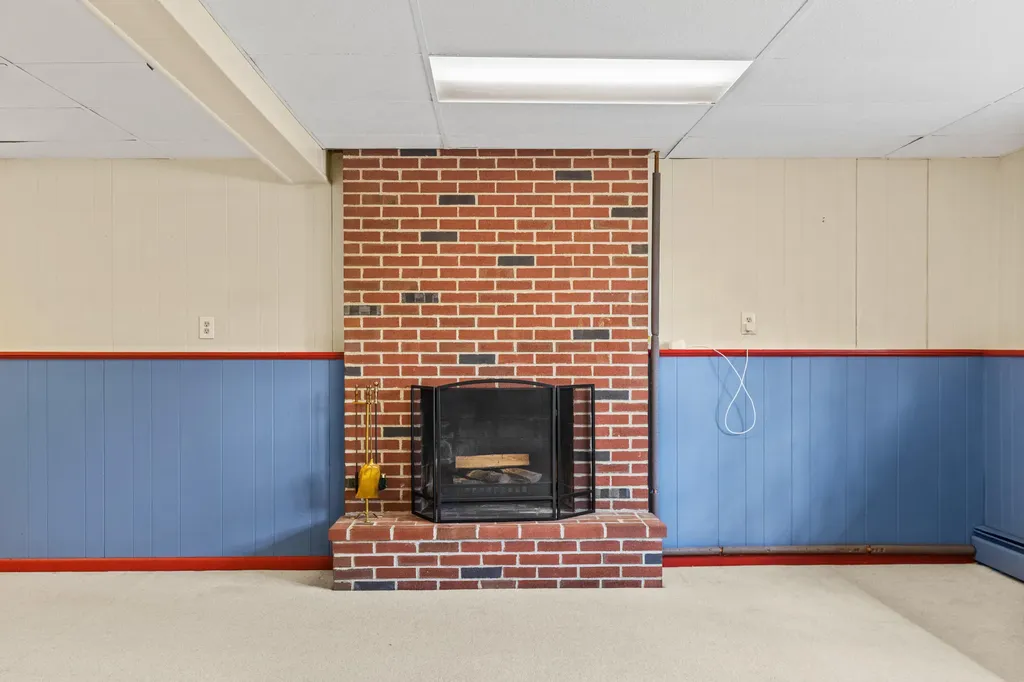 2 Birchcroff Lane Saco ME 04072