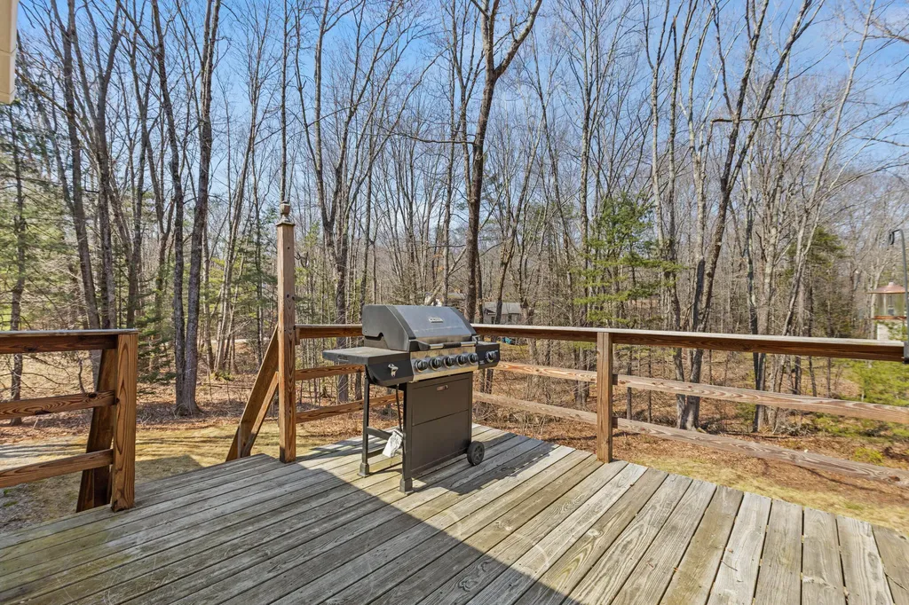 2 Birchcroff Lane Saco ME 04072