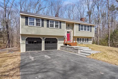 2 Birchcroff Lane Saco ME 04072