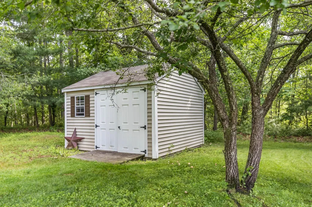 7 Cove Landing Kittery ME 03904