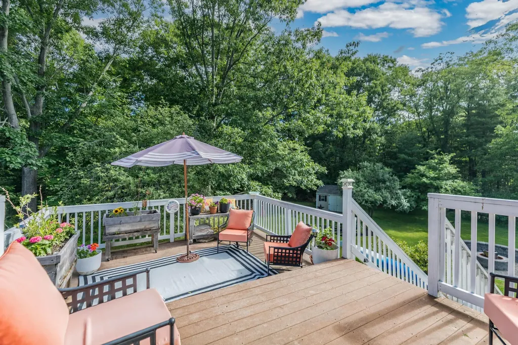 7 Cove Landing Kittery ME 03904