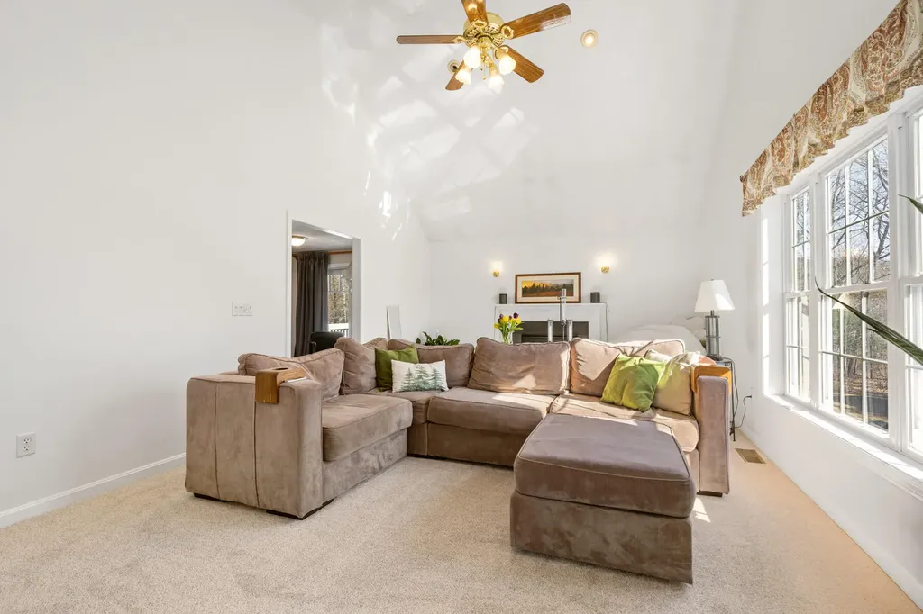 7 Cove Landing Kittery ME 03904