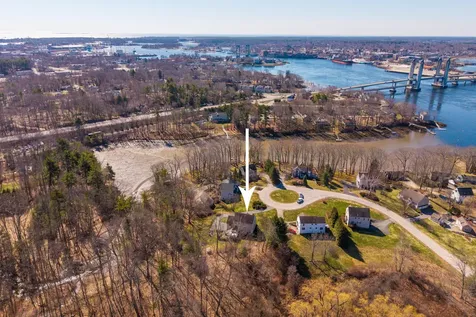 7 Cove Landing Kittery ME 03904