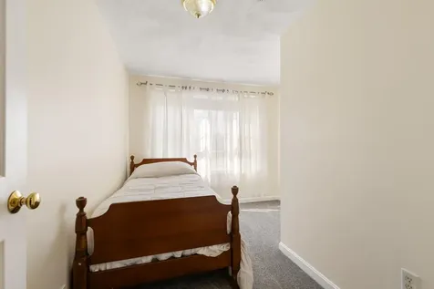 7 Cove Landing Kittery ME 03904