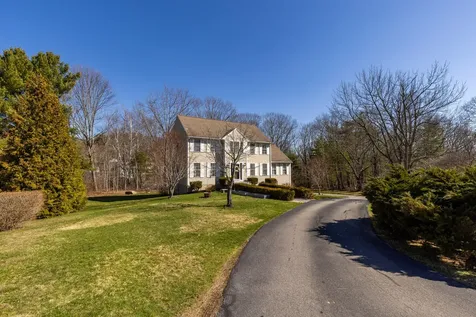 7 Cove Landing Kittery ME 03904