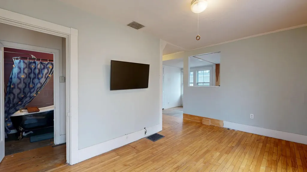 9 Sewall Street Augusta ME 04330