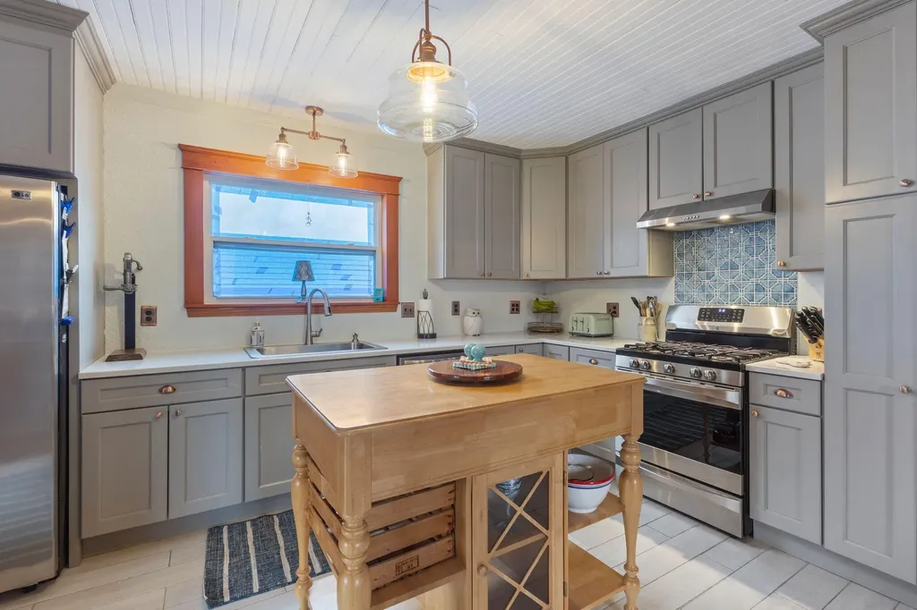 172 Hamilton Road Waterboro ME 04087