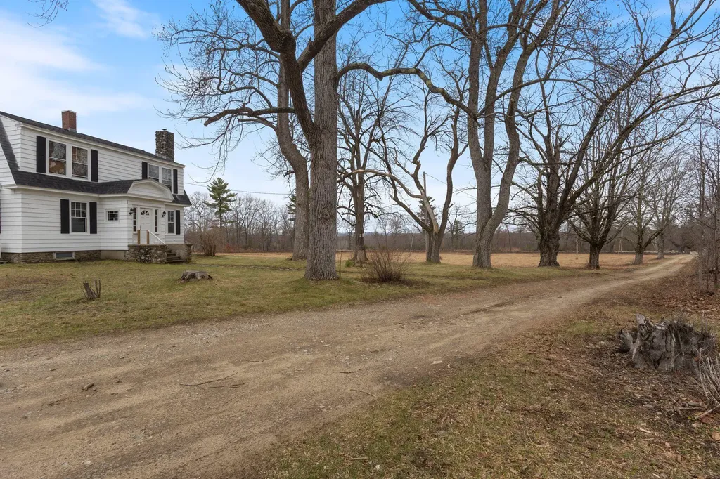 172 Hamilton Road Waterboro ME 04087