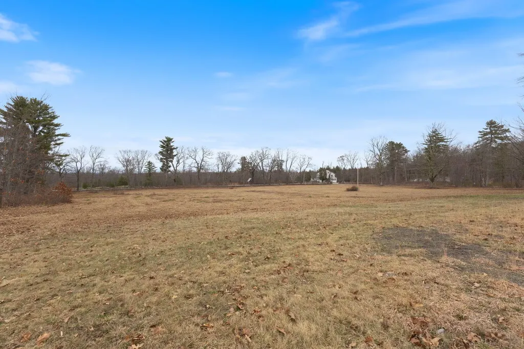 172 Hamilton Road Waterboro ME 04087