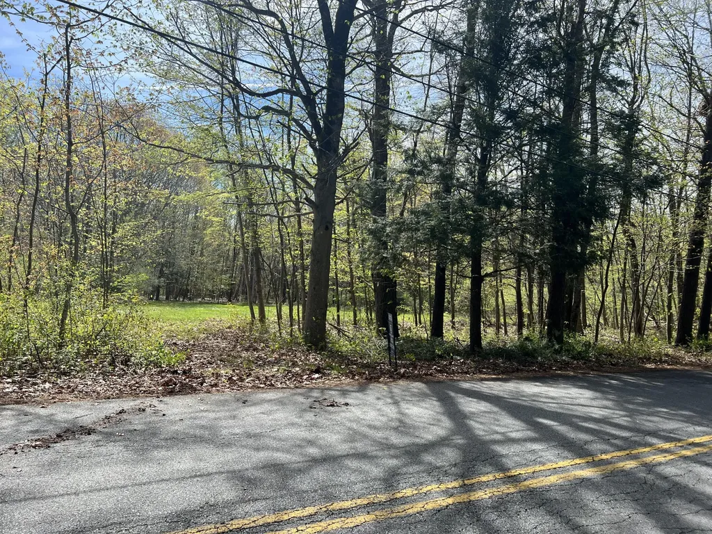 9 Mudget Hill Road Vassalboro ME 04989