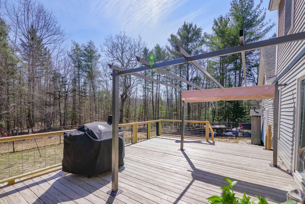 27 Campbell Drive Northport ME 04849