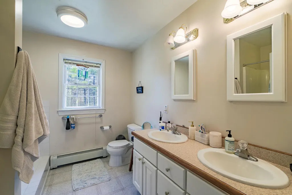 27 Campbell Drive Northport ME 04849