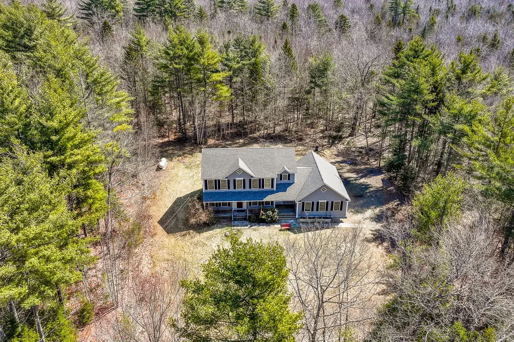 27 Campbell Drive Northport ME 04849