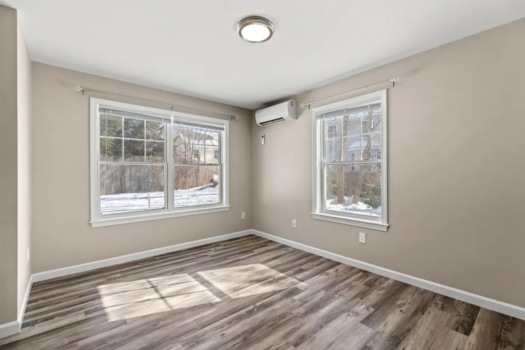 224 North Street Saco ME 04072