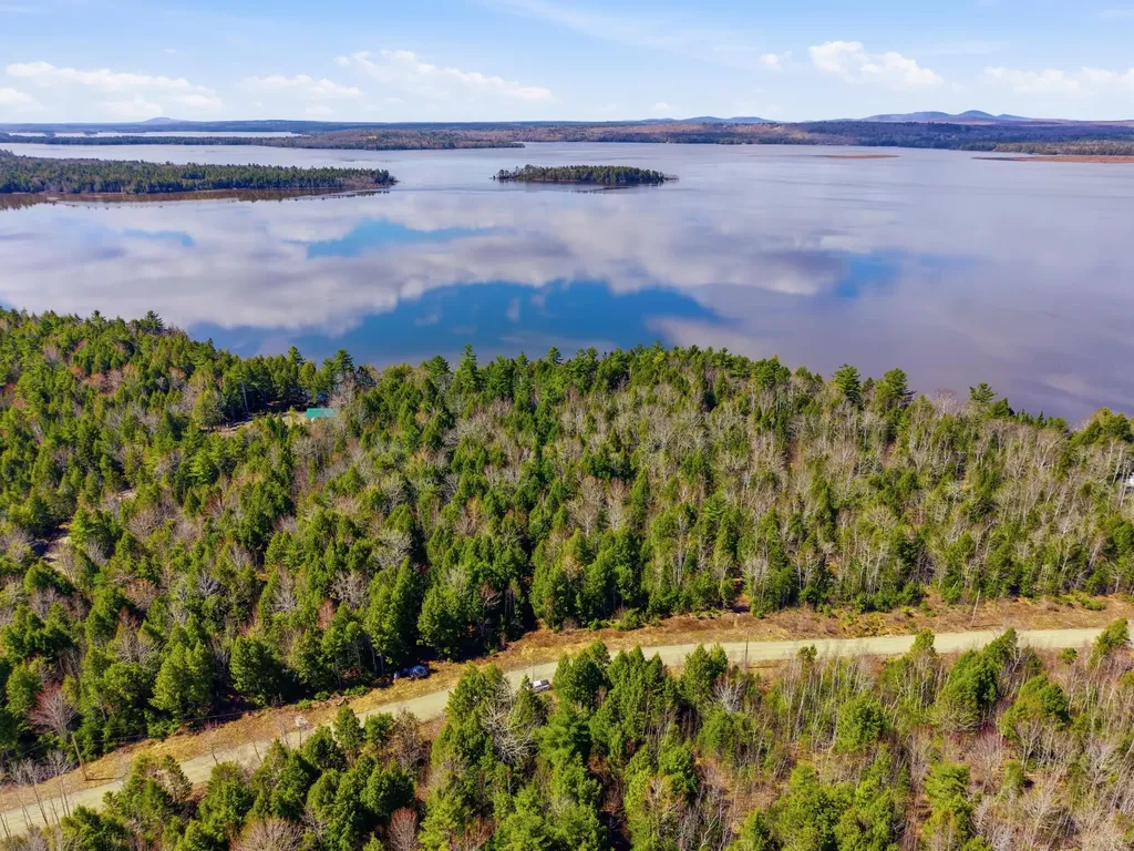 20 Moose Trail Waltham ME 04605