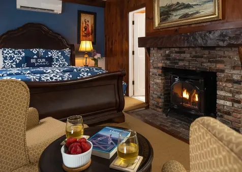15 Locke Street Kennebunkport ME 04046