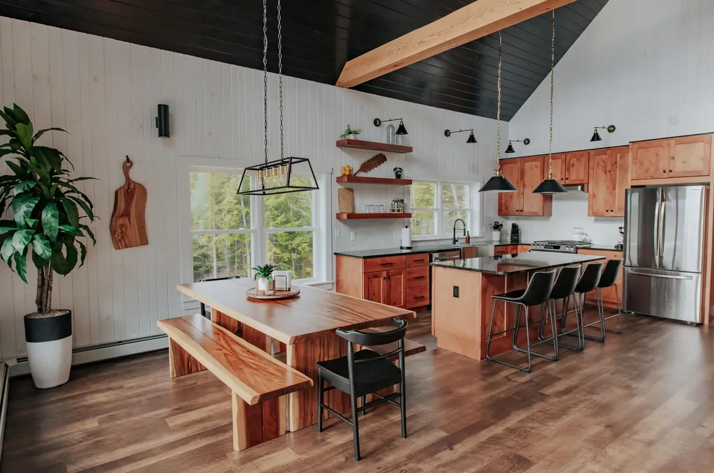 50 Hickory Drive Woodstock ME 04219