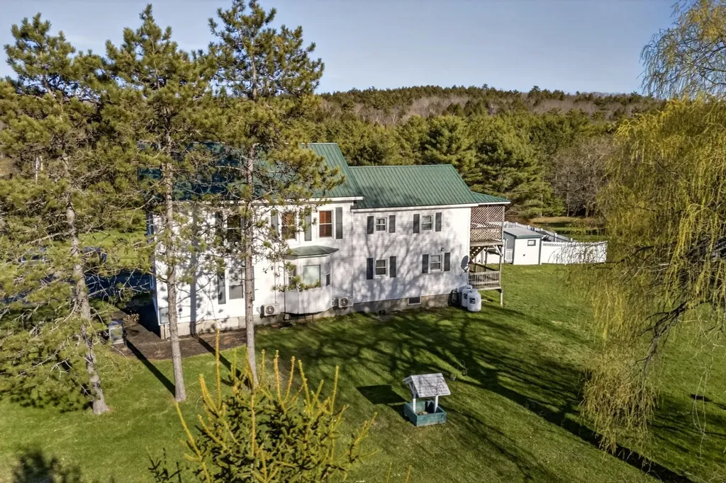 376 S Belfast Avenue Augusta ME 04330