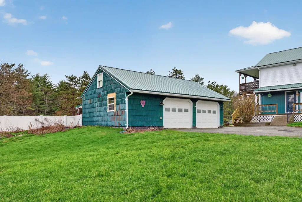 376 S Belfast Avenue Augusta ME 04330