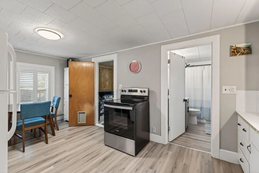 376 S Belfast Avenue Augusta ME 04330