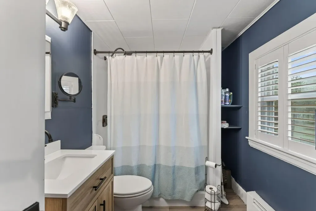 376 S Belfast Avenue Augusta ME 04330