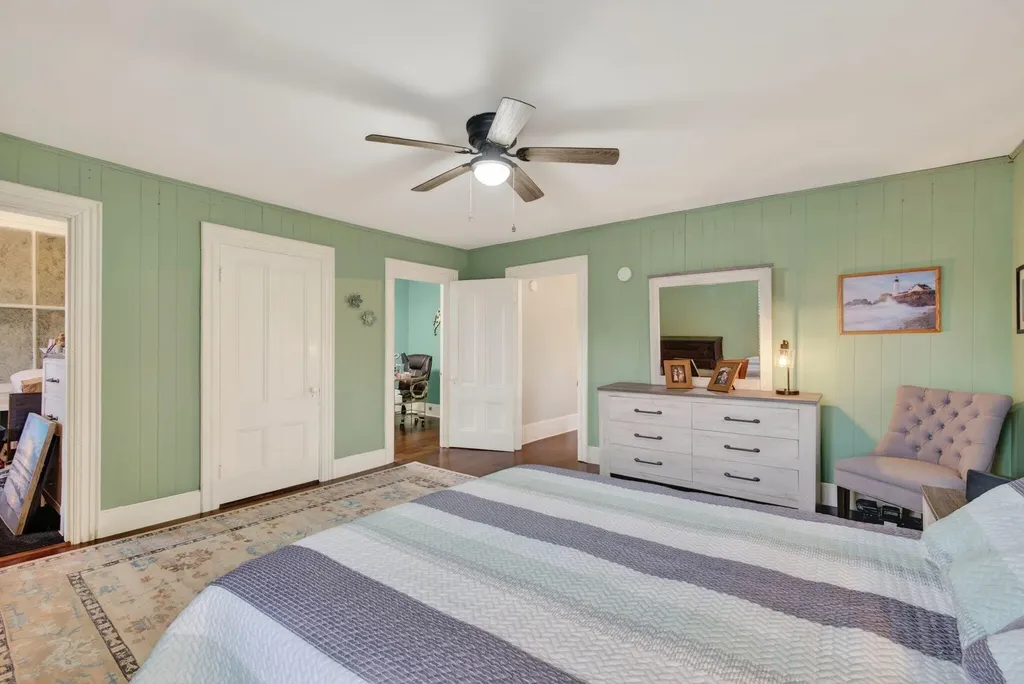 376 S Belfast Avenue Augusta ME 04330