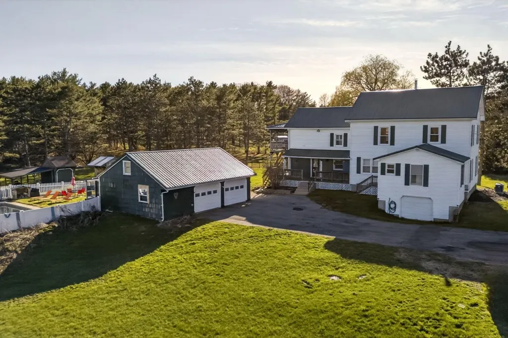 376 S Belfast Avenue Augusta ME 04330