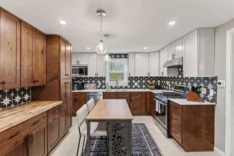 376 S Belfast Avenue Augusta ME 04330