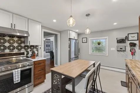 376 S Belfast Avenue Augusta ME 04330