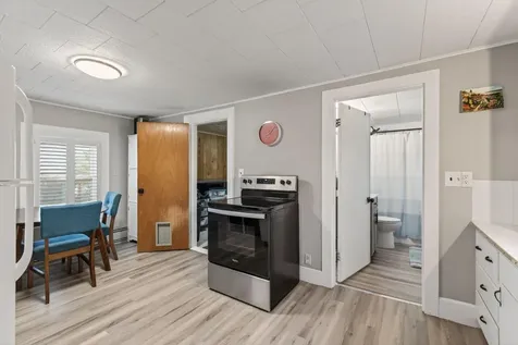 376 S Belfast Avenue Augusta ME 04330