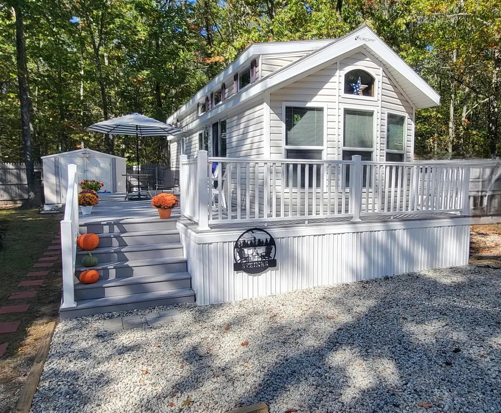 1 Robinson Way Kennebunk ME 04043
