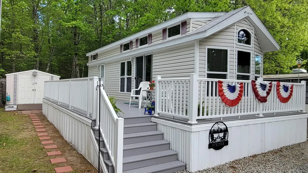 1 Robinson Way Kennebunk ME 04043