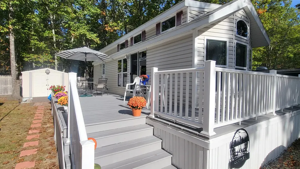 1 Robinson Way Kennebunk ME 04043