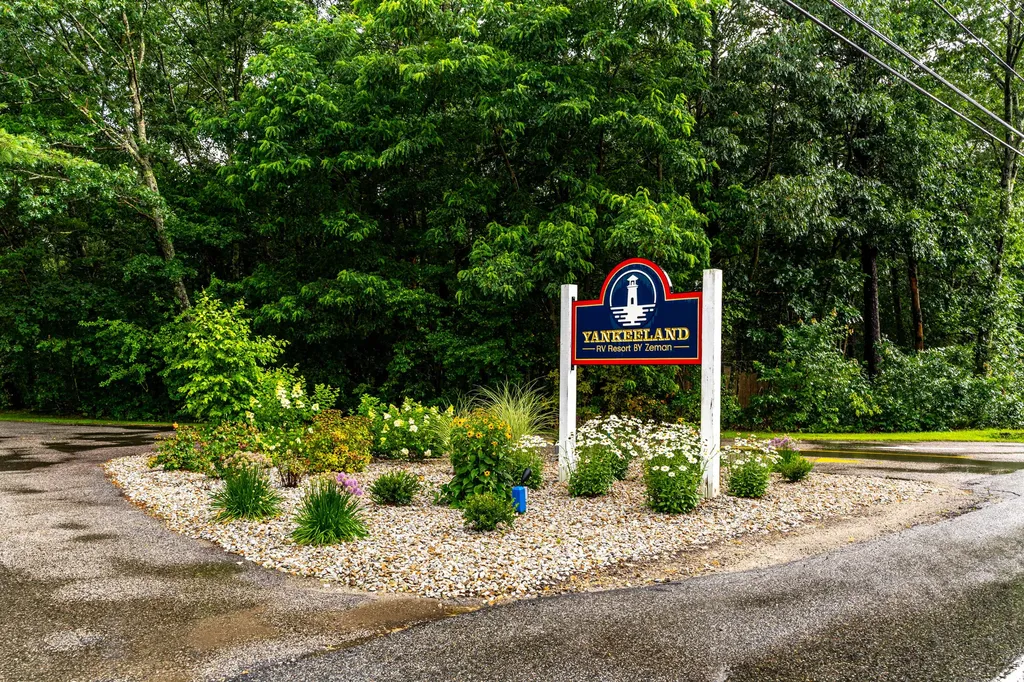 1 Robinson Way Kennebunk ME 04043