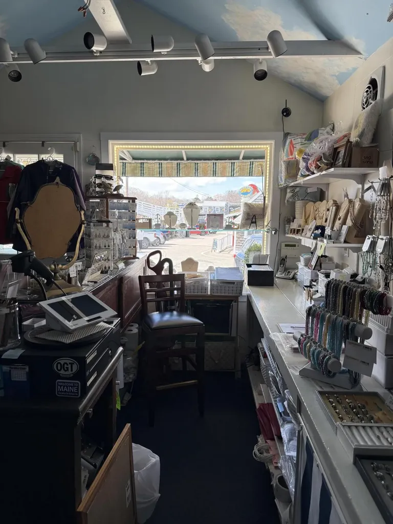 116 Perkins Cove Road Ogunquit ME 03907